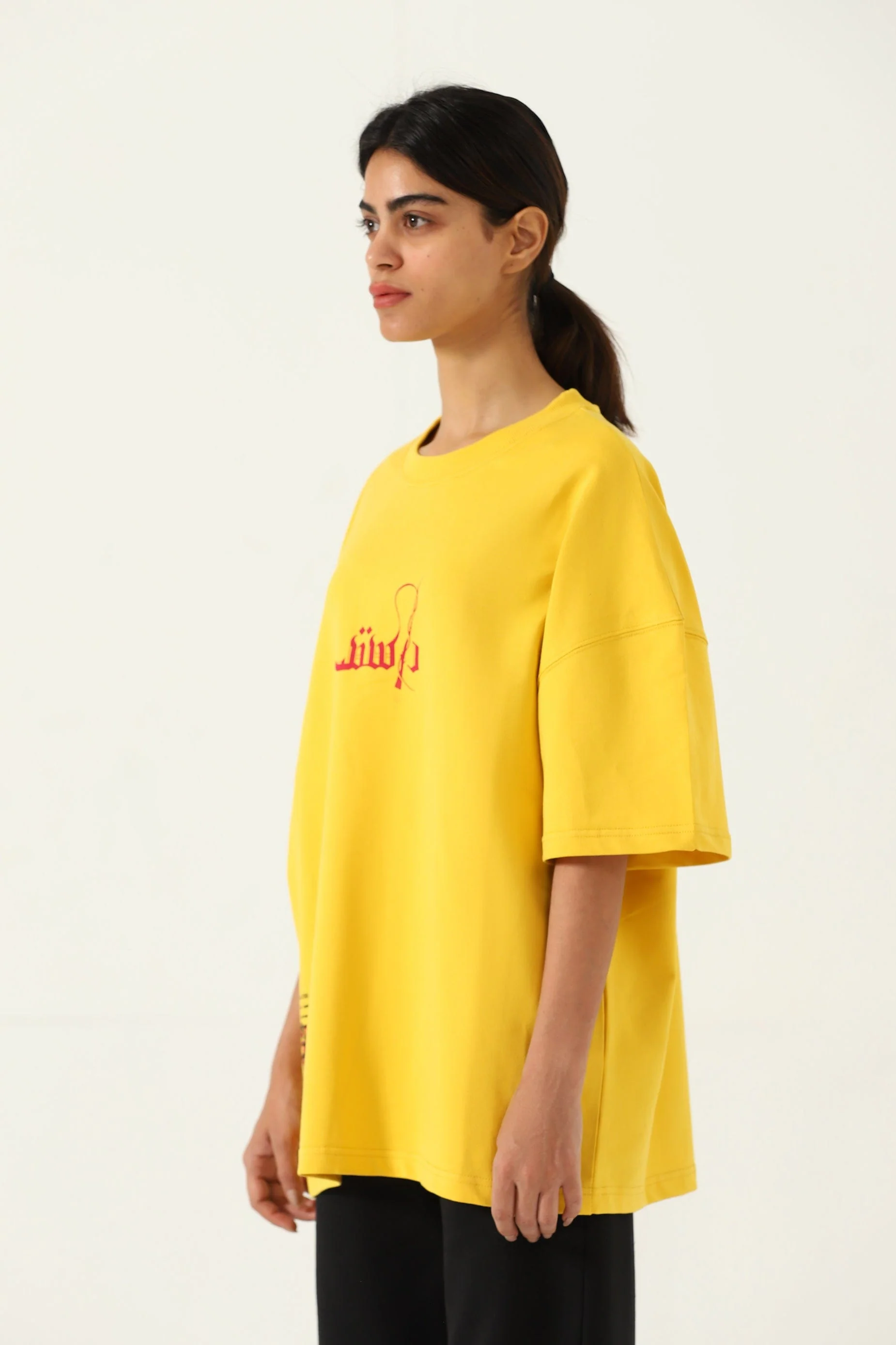 "Azaadi" printed mustard T-shirt - Image 7