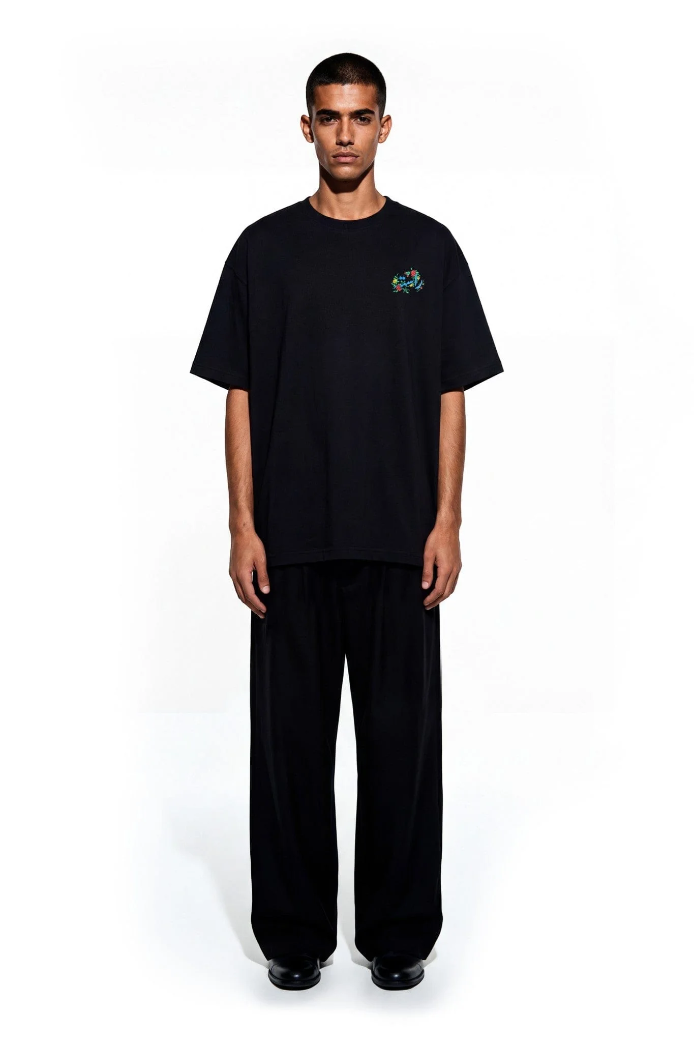 Black postcard T-shirt - Image 4