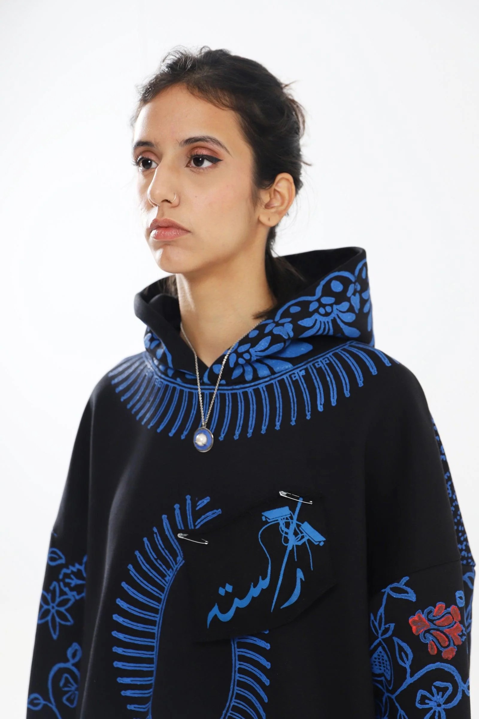 Surveillance block print hoodie - Image 12