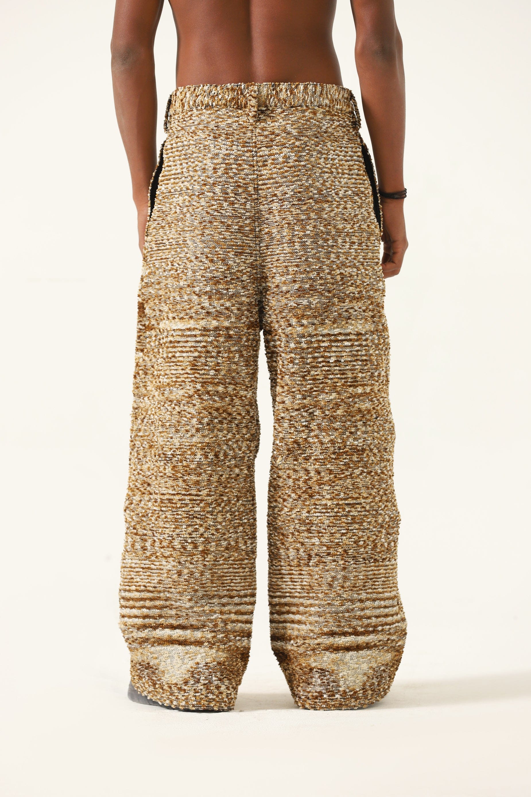 "Distressed verses" handwoven trousers - Image 6