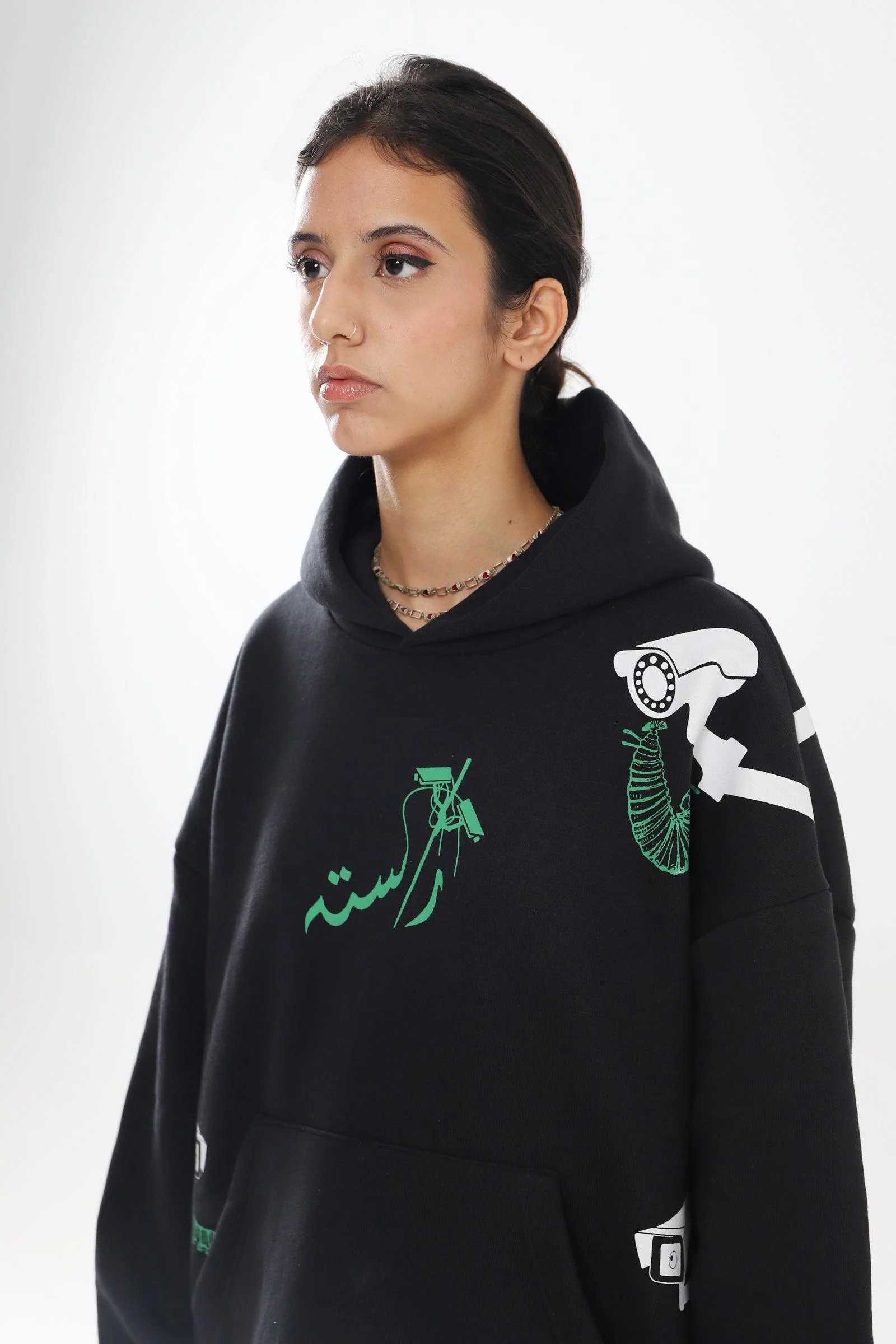 "Camera ki aankh" handprinted hoodie - Image 4