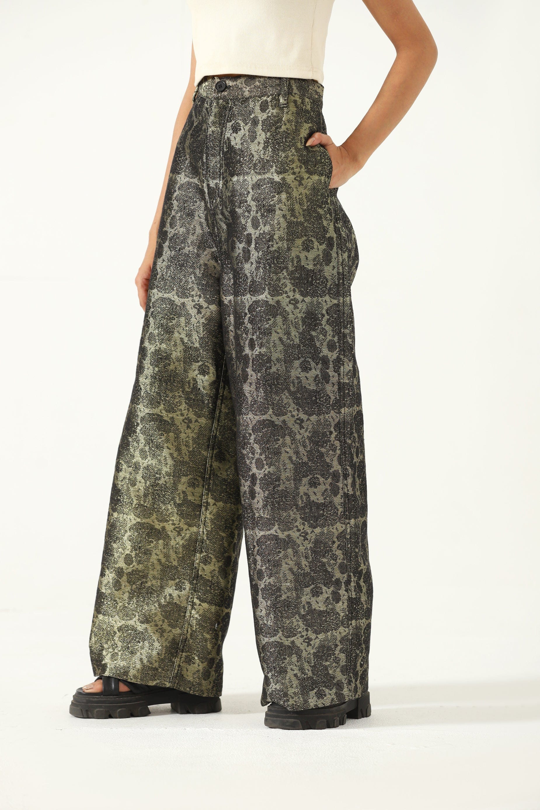 "Chamak" handwoven jacquard trousers - Image 7