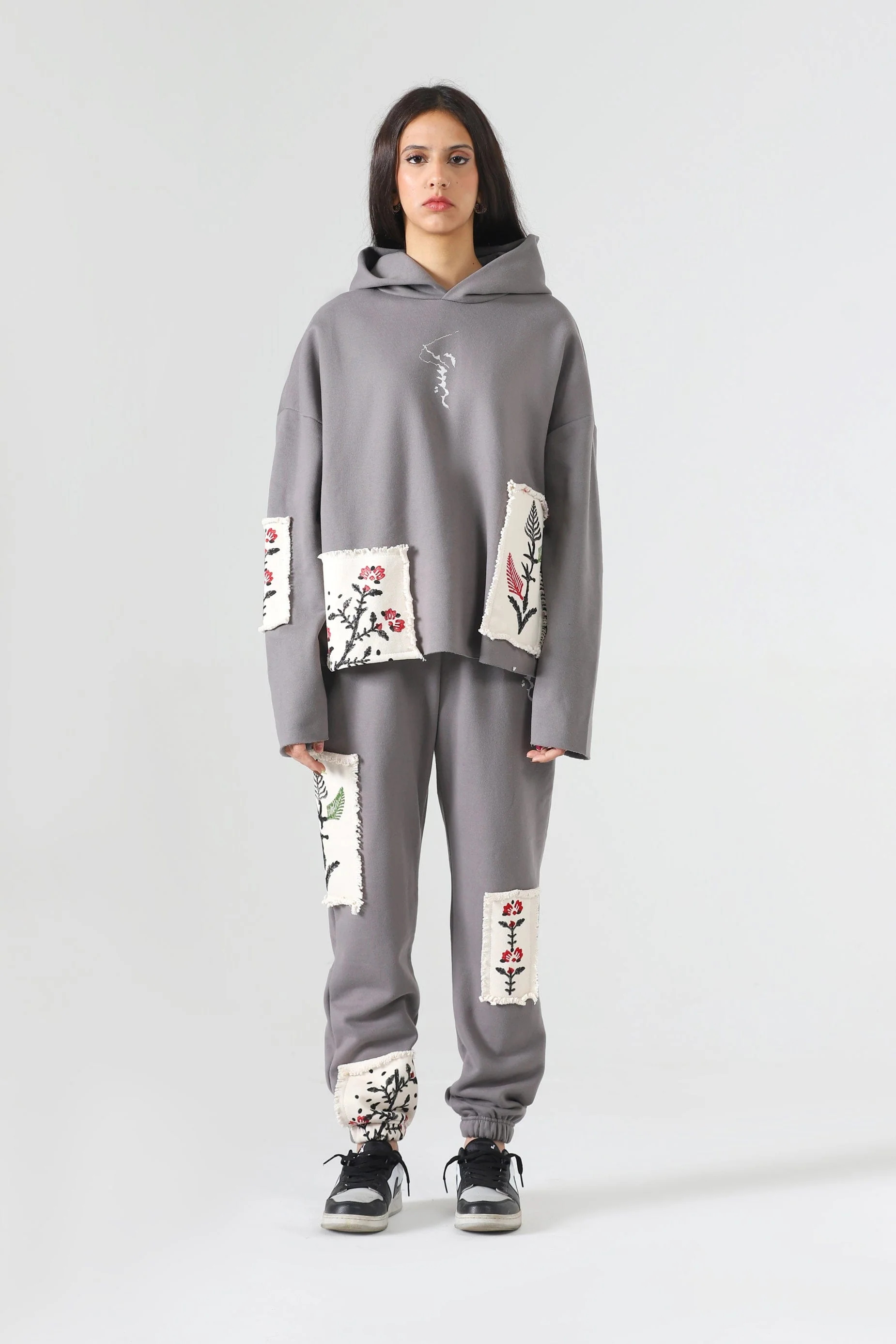 Block print charcoal hoodie - Image 4