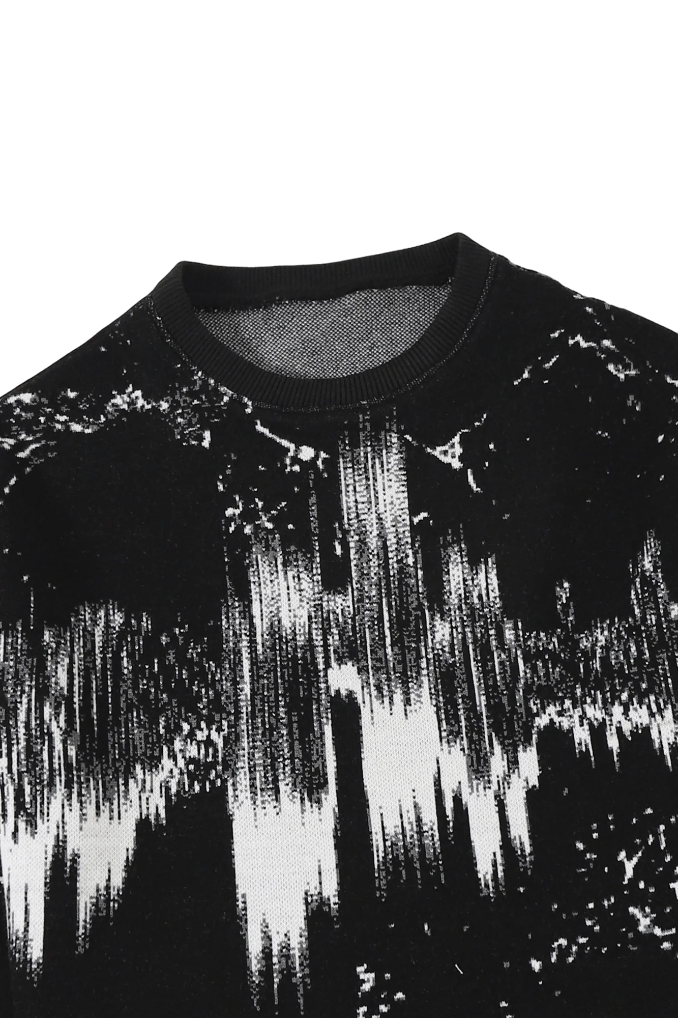 "Crimson gaze" knit sweater - Image 4
