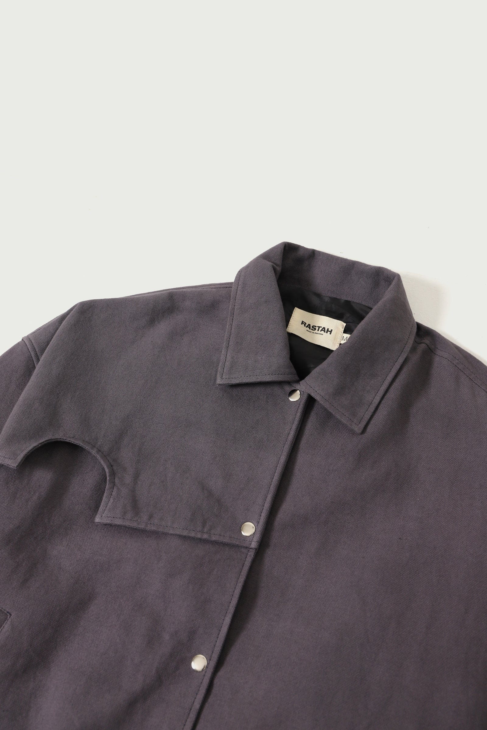 Handwoven oversized bomber - Image 4