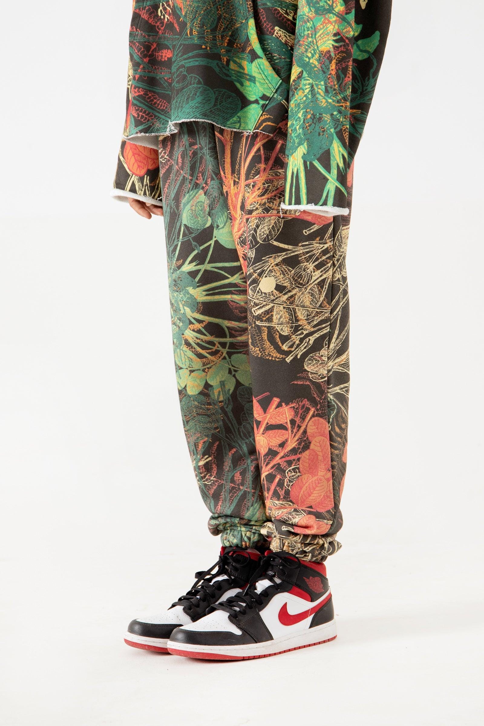 Jungle printed fleece sweatpants - Image 6