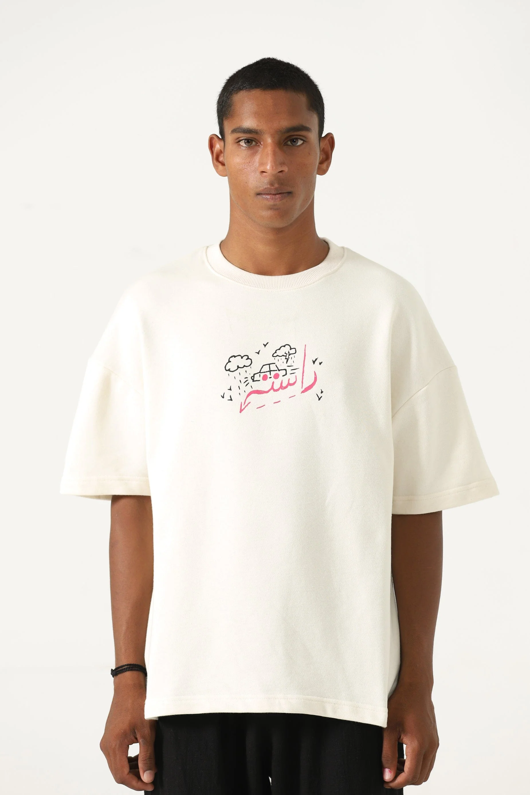 "Games we play" printed beige T-shirt - Image 4