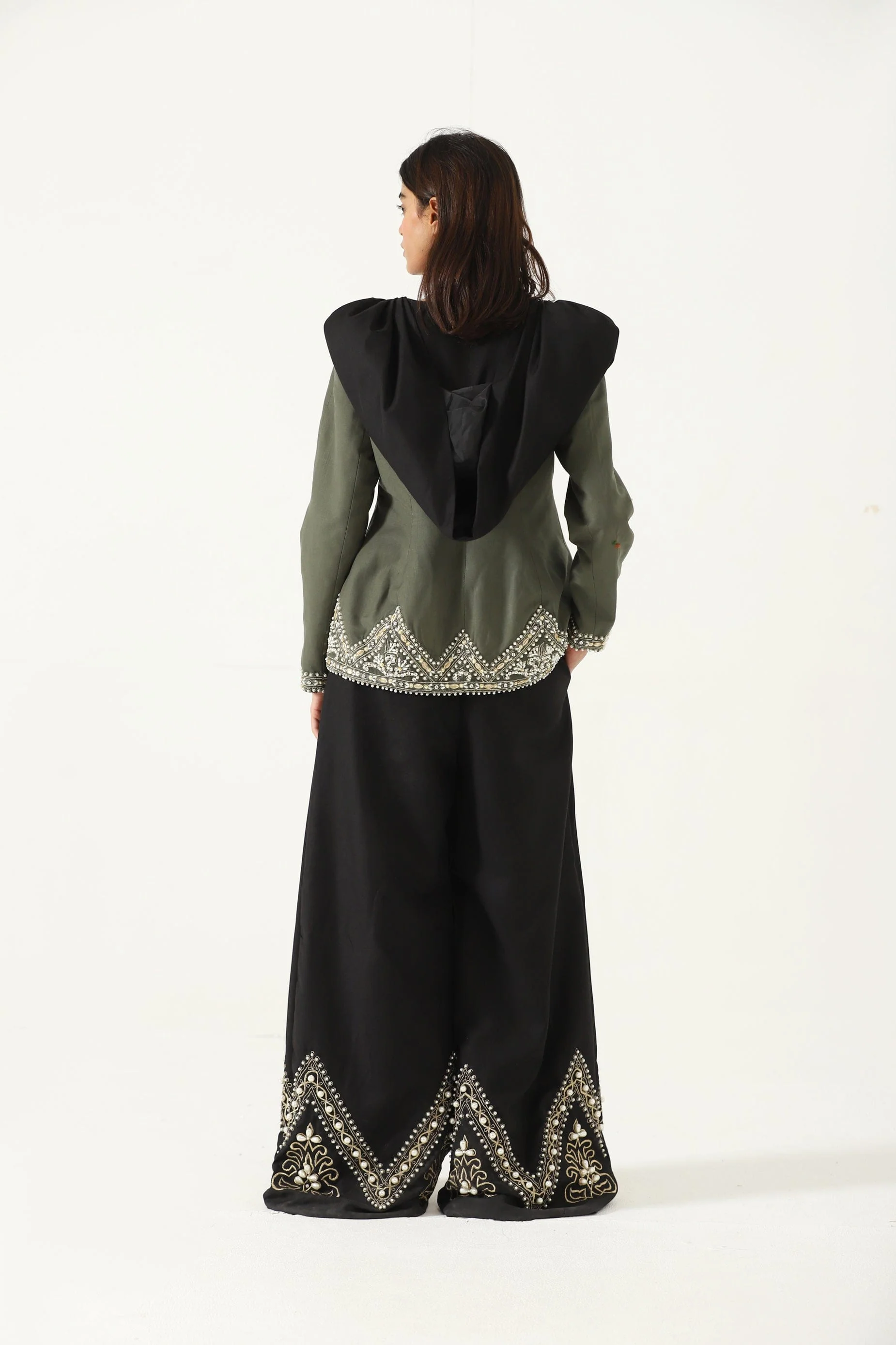 Olive green embroidered jacket - Image 6