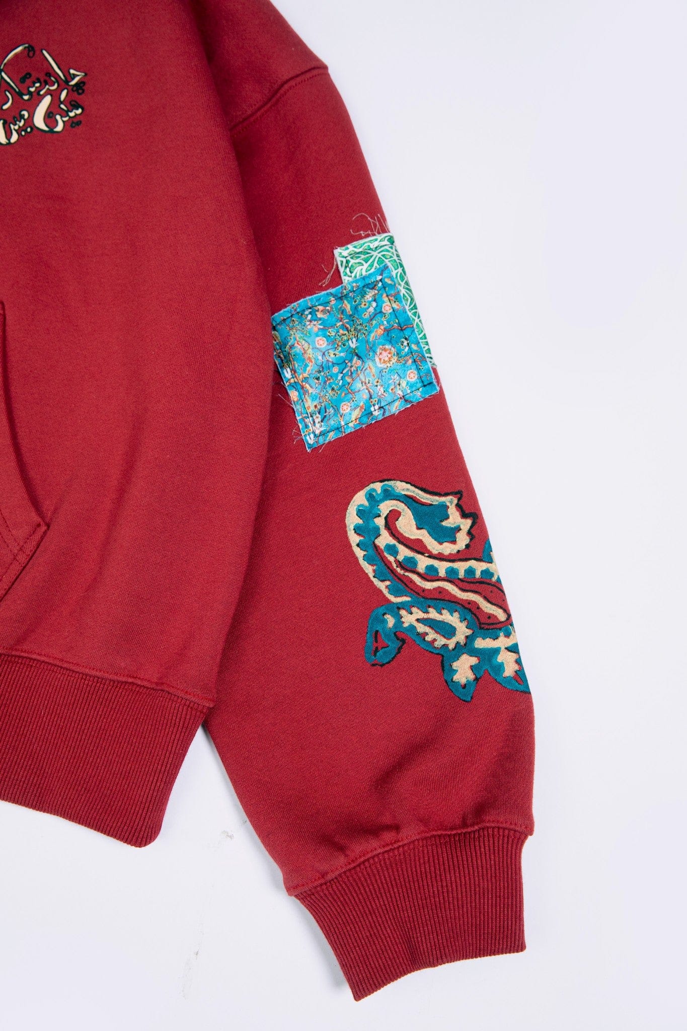 Red block-printed hoodie - Image 17