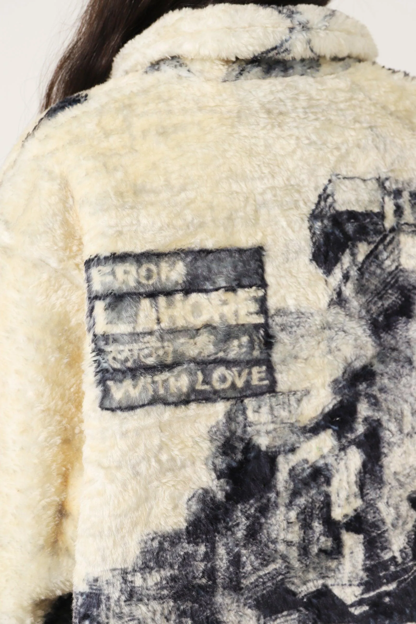 "From Lahore with love" sherpa jacket - Image 11