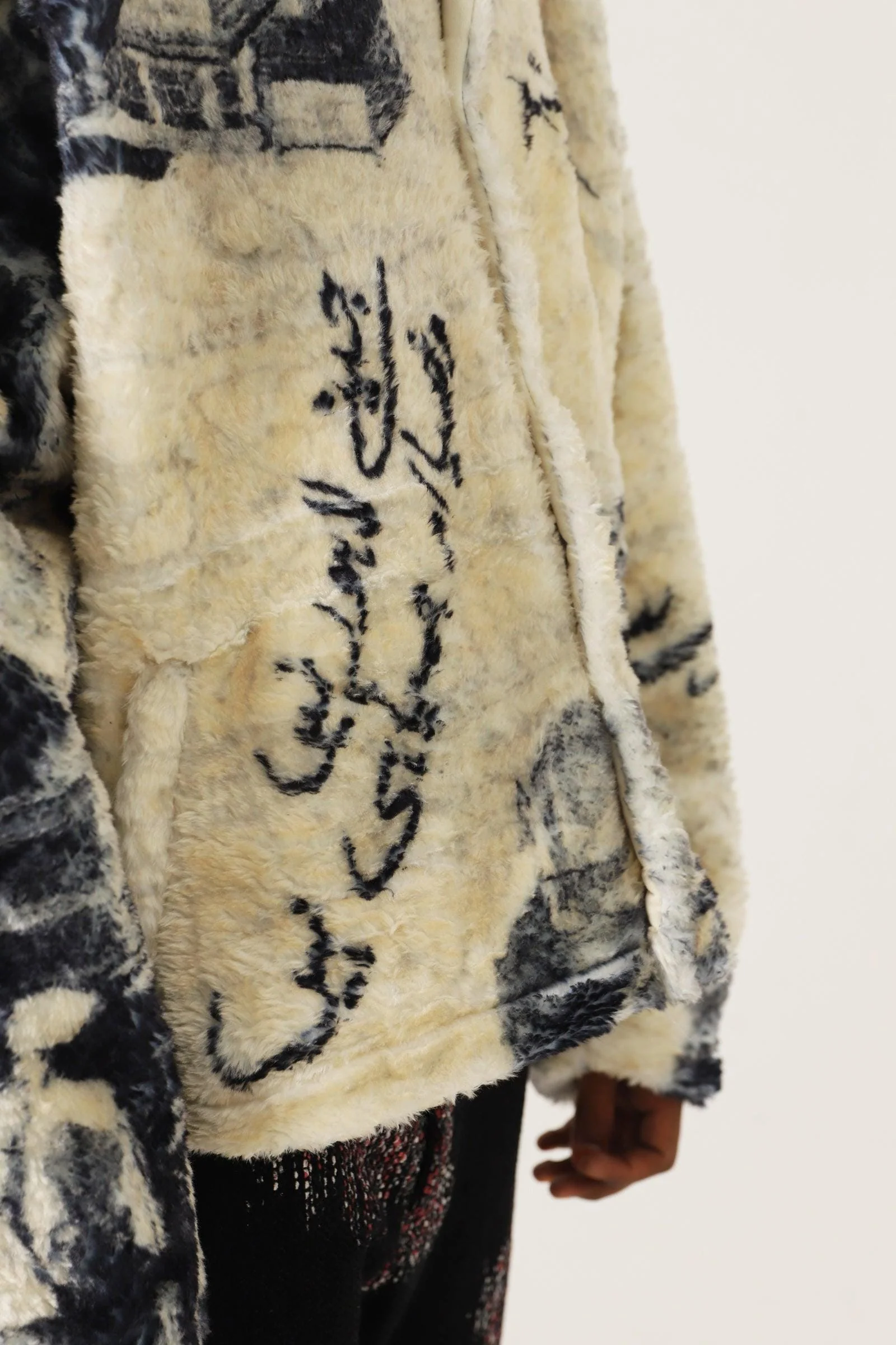 "From Lahore with love" sherpa jacket - Image 13