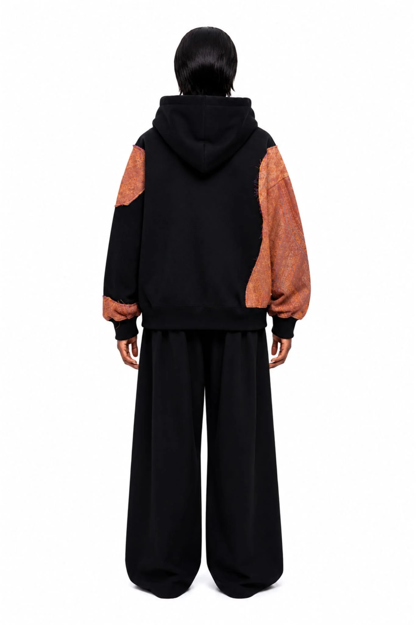 Silsila Lightweight Hoodie - Image 12