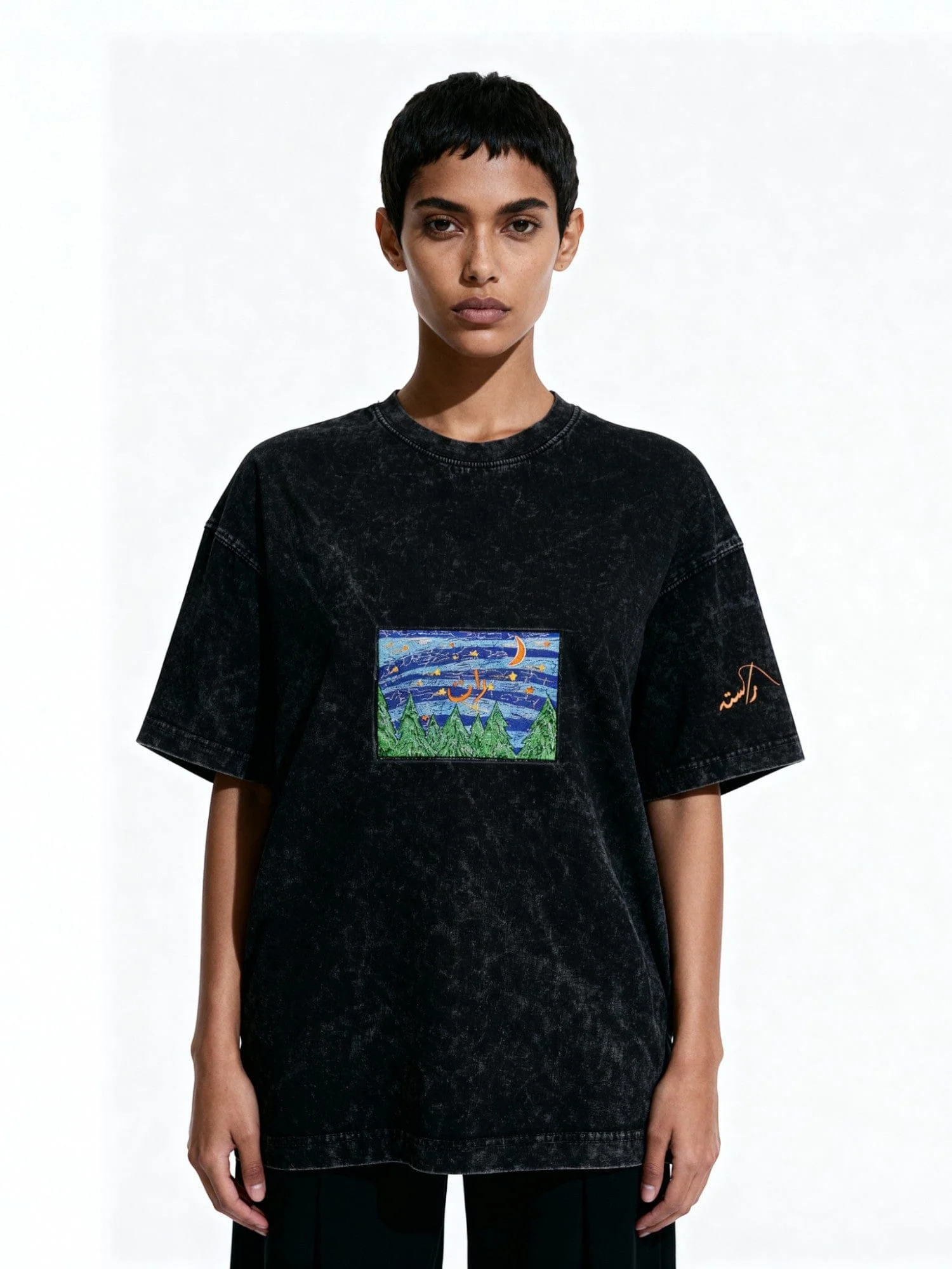 Embroidered patchwork T-shirt - Image 7