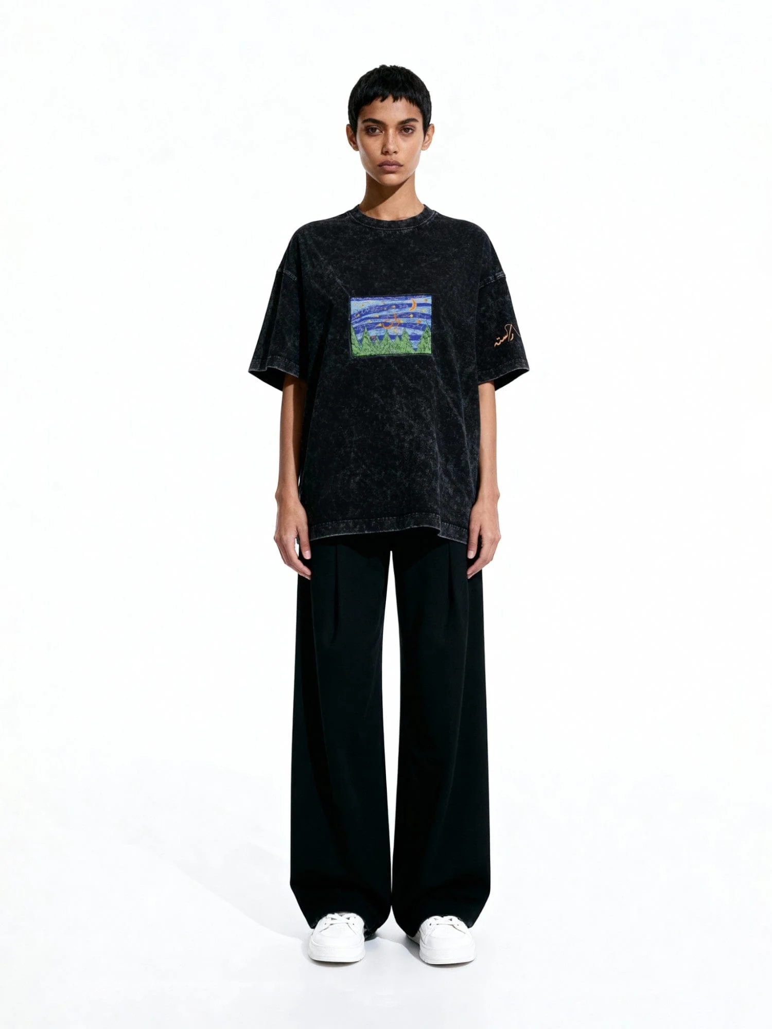 Embroidered patchwork T-shirt - Image 8