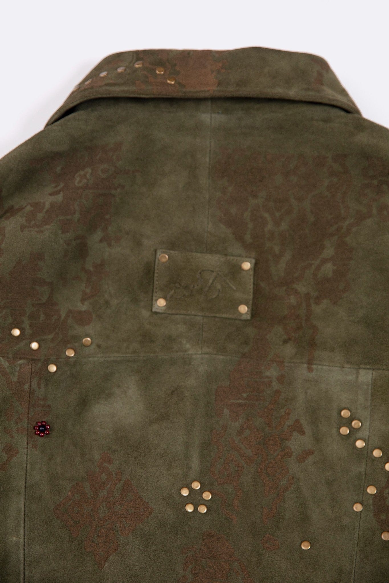 Whispering walls jacket - Image 12