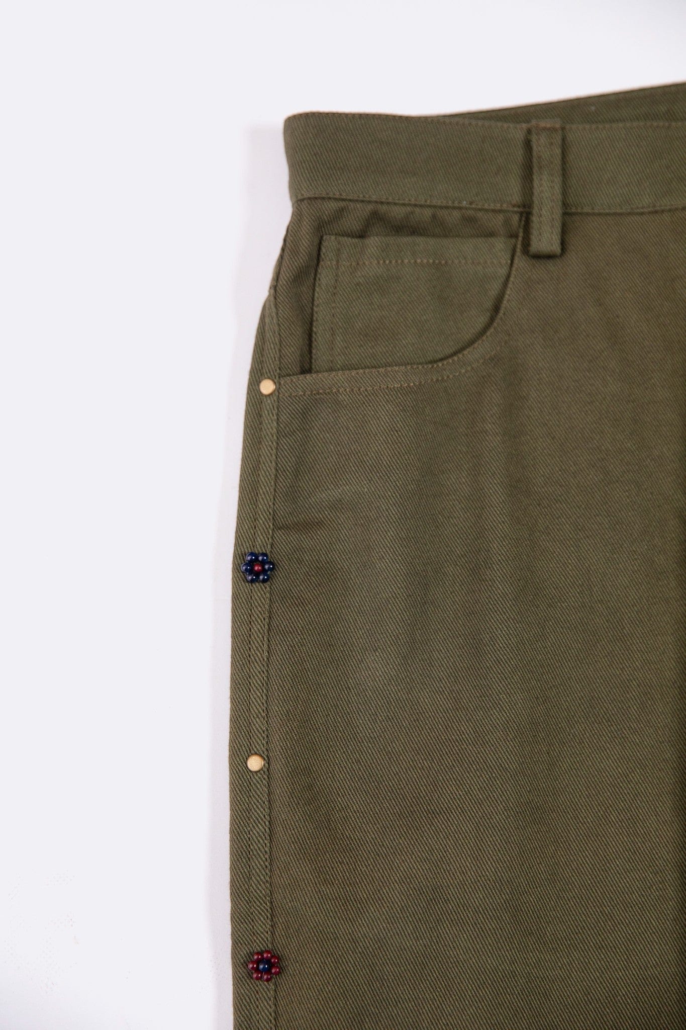 Whispering walls pants - Image 12
