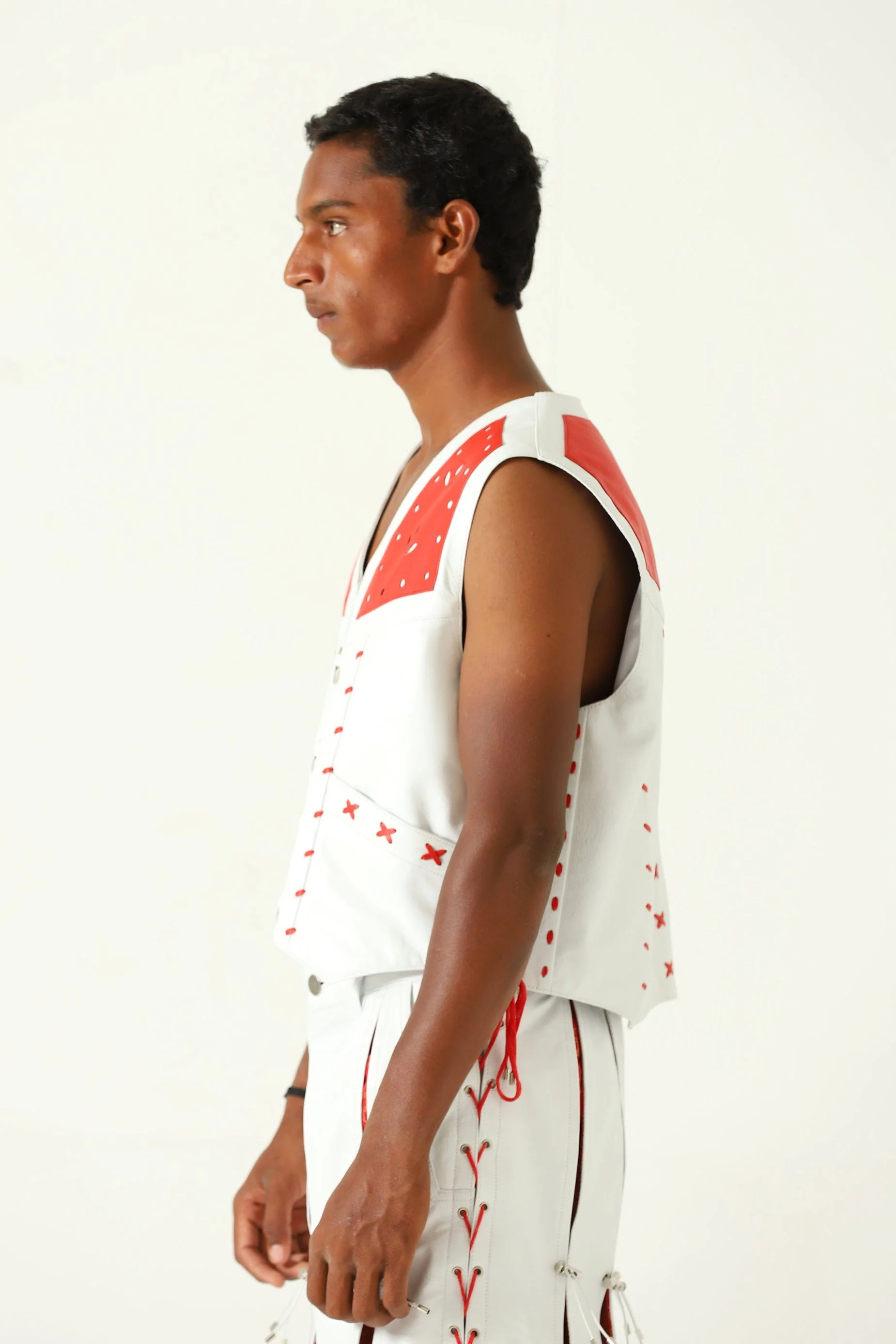 Handcrafted leather vest - Image 14